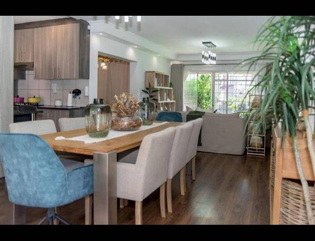 3 BEDROOM TOWNHOUSE FOR SALE IN BEDFORD GARDENS